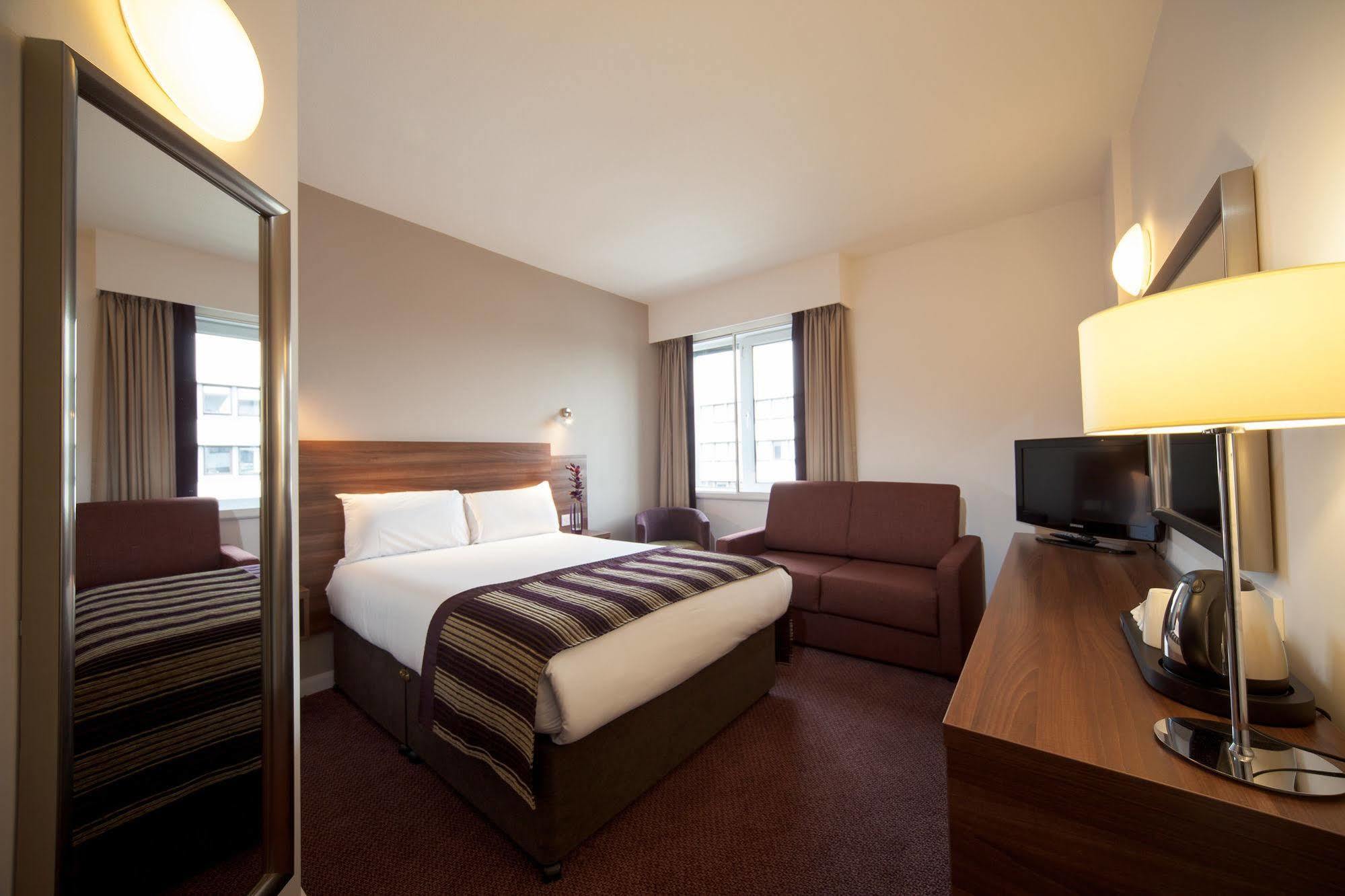 Leonardo Hotel London Croydon - Formerly Jurys Inn Ngoại thất bức ảnh